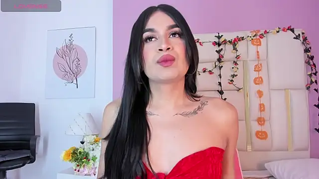 Snapshot of Silvana-Castro chatting on 10/09/25, 11:19 Silvana-Castro online show from 10/09/25, 11:19