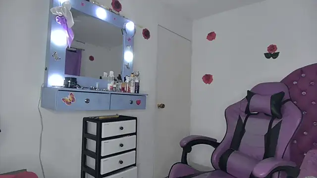 soffy rosses online show from 04/11/26, 01:54