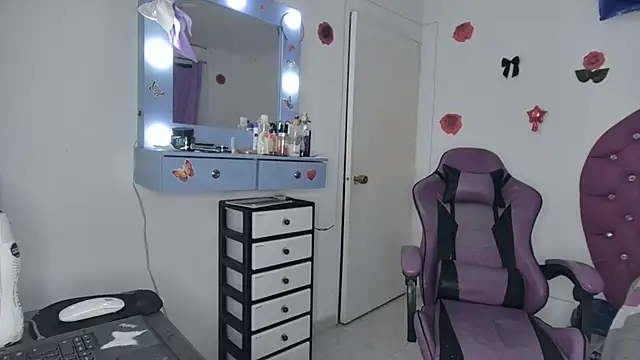 soffy rosses online show from 07/20/26, 01:53