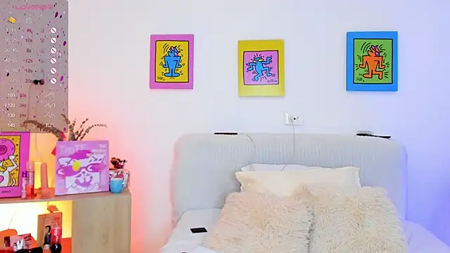 AprilAddams  online show from 11/07/25, 09:04