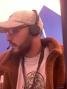 malek xarx  online show from 01/10/26, 01:35