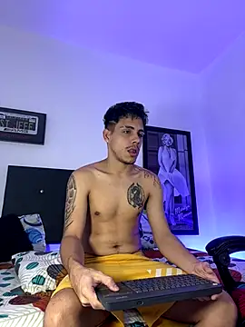 Snapshot of Luke_Stone chatting on 11/02/25, 07:16 Luke Stone online show from 11/02/25, 07:16