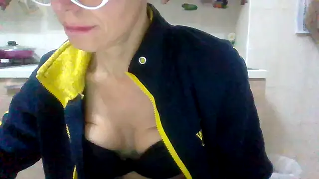 Kelly80 online show from 04/10/26, 02:39