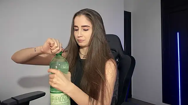 s meow online show from 10/12/25, 08:08