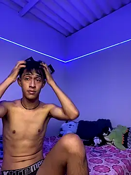 Danny cute 05 online show from 09/18/25, 01:18