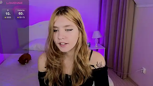 Snapshot of Iris_Rain chatting on 11/24/25, 12:05 Iris Rain online show from 11/24/25, 12:05