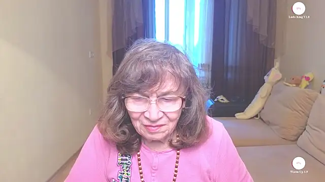 Snapshot of Betty_Brick chatting on 05/09/26, 02:55 Betty Brick online show from 05/09/26, 02:55