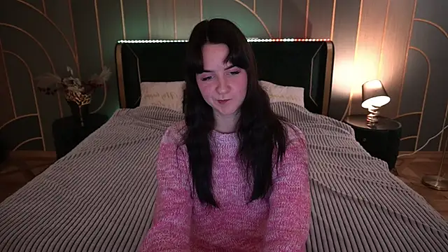 BerryDiva online show from 11/26/25, 07:31