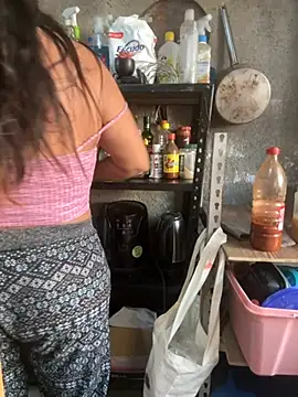 Snapshot of karysweetbeaury chatting on 02/06/26, 09:29 karysweetbeaury online show from 02/06/26, 09:29