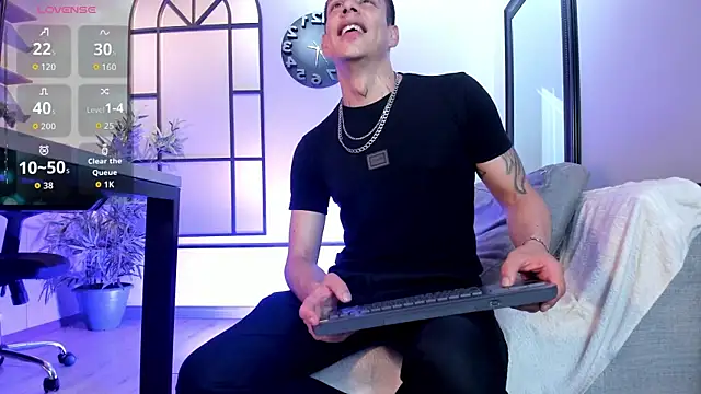 Dustin Sonne online show from 09/24/25, 03:48