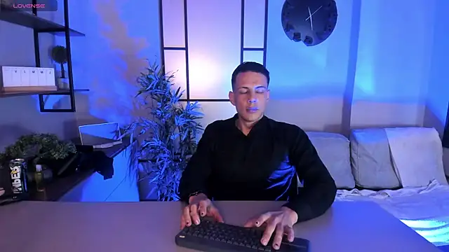 Dustin Sonne online show from 11/29/25, 03:42