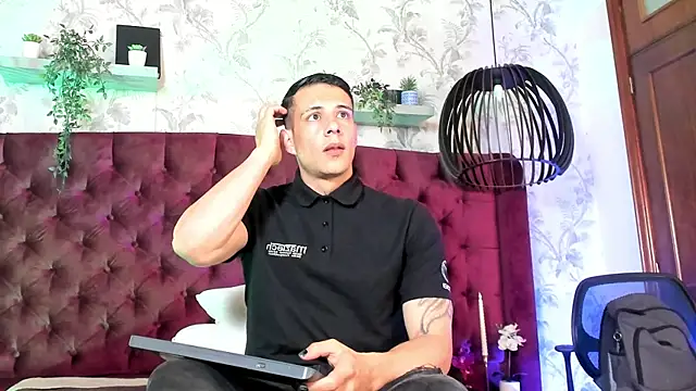 Dustin Sonne online show from 04/05/26, 03:36