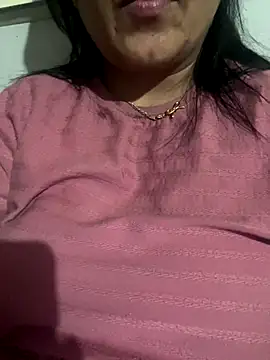 Snapshot of hot_bhabhi69 chatting on 10/24/25, 06:26 hot bhabhi69 online show from 10/24/25, 06:26