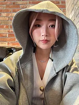 winter11 online show from 03/11/26, 06:08