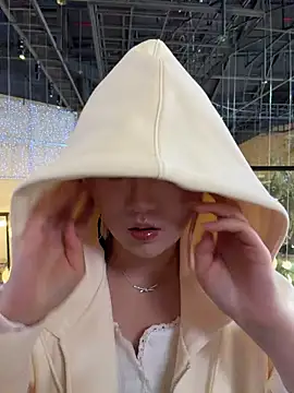 winter11 online show from 03/28/26, 07:08