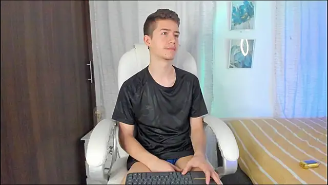 ThiagooJames online show from 09/14/25, 12:54