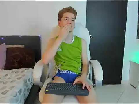 ThiagooJames online show from 02/21/26, 07:42