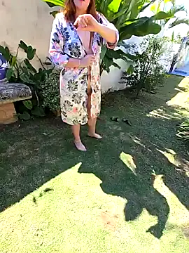 Snapshot of iamxamira chatting on 09/10/25, 02:28 iamxamira online show from 09/10/25, 02:28