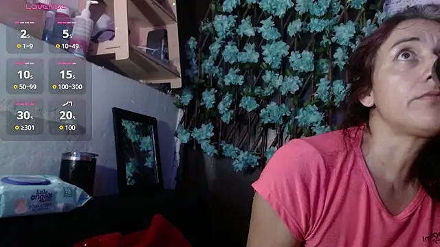 darling hott online show from 10/31/25, 11:44