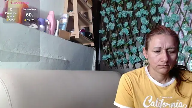 darling hott online show from 04/05/26, 11:29