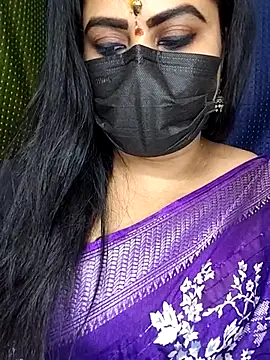 honey-flower online show from 09/22/25, 03:58