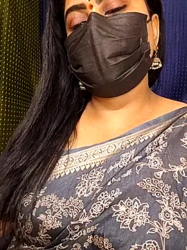 honey-flower online show from 09/23/25, 06:22