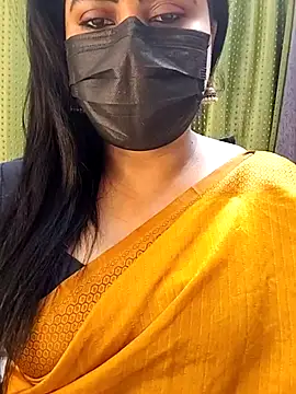 honey-flower online show from 10/30/25, 02:57