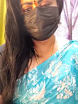 honey-flower online show from 11/02/25, 03:20