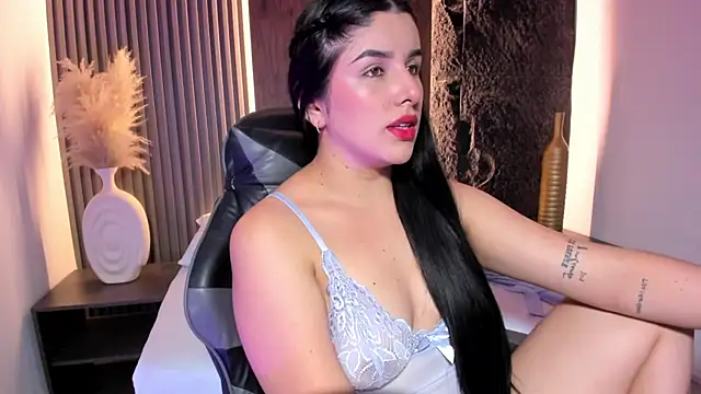 evelin lopezz online show from 10/30/25, 02:24
