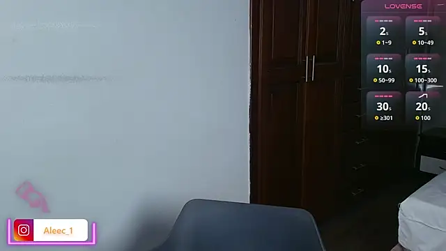 Aleecandrews online show from 09/22/25, 07:16