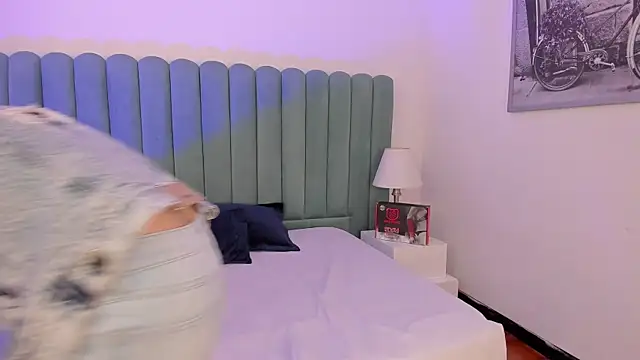 Lushian  online show from 09/24/25, 03:15