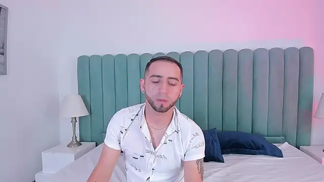 Lushian  online show from 09/26/25, 01:59