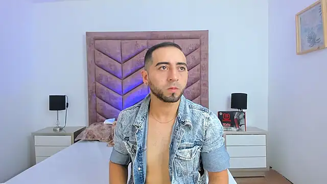 Lushian  online show from 11/04/25, 01:21