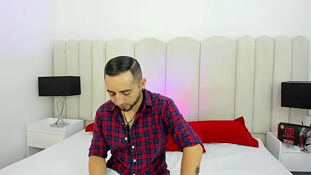 Lushian  online show from 04/11/26, 03:38