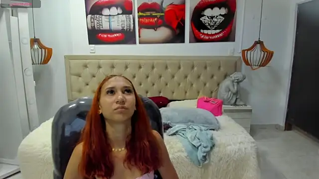 Snapshot of Fernanda_ss chatting on 06/11/26, 06:06 Fernanda ss online show from 06/11/26, 06:06