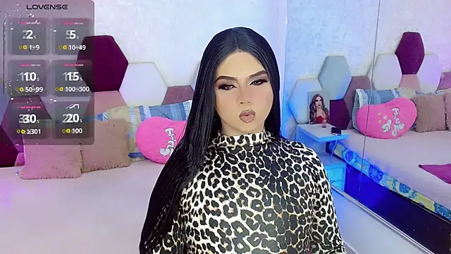 Snapshot of kushina_uzumaki75 chatting on 10/15/25, 05:40 kushina uzumaki75 online show from 10/15/25, 05:40