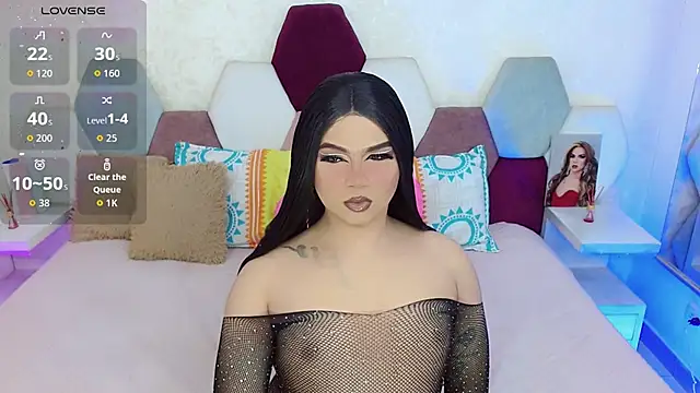 Snapshot of kushina_uzumaki75 chatting on 10/17/25, 05:43 kushina uzumaki75 online show from 10/17/25, 05:43