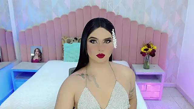 Snapshot of kushina_uzumaki75 chatting on 11/16/25, 05:29 kushina uzumaki75 online show from 11/16/25, 05:29