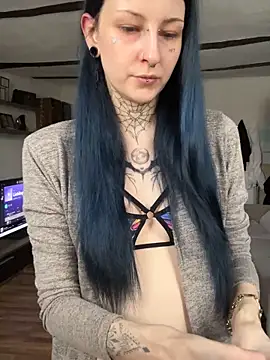 Snapshot of Seductively4_20 chatting on 10/19/25, 03:23 Seductively4 20 online show from 10/19/25, 03:23