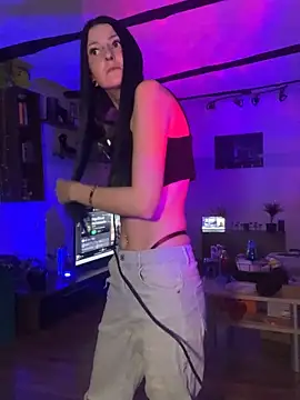 Snapshot of Seductively4_20 chatting on 10/20/25, 04:29 Seductively4 20 online show from 10/20/25, 04:29