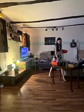 Snapshot of Seductively4_20 chatting on 11/16/25, 03:23 Seductively4 20 online show from 11/16/25, 03:23