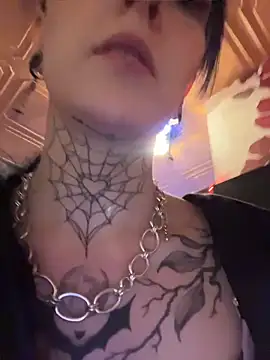 Seductively4 20 online show from 04/23/26, 06:54