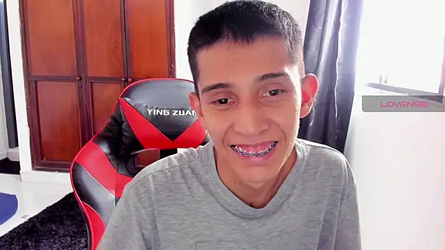 gomitaboy 1 online show from 09/23/25, 06:55