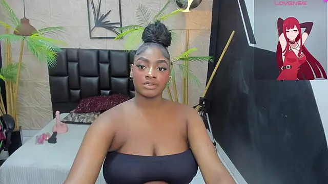 Snapshot of alana_bonny chatting on 07/14/26, 01:06 alana bonny online show from 07/14/26, 01:06