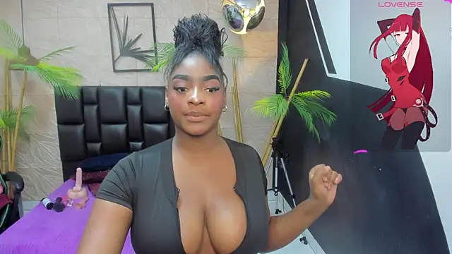 Snapshot of alana_bonny chatting on 07/24/26, 12:14 alana bonny online show from 07/24/26, 12:14