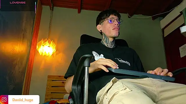 david huge online show from 04/12/26, 03:55