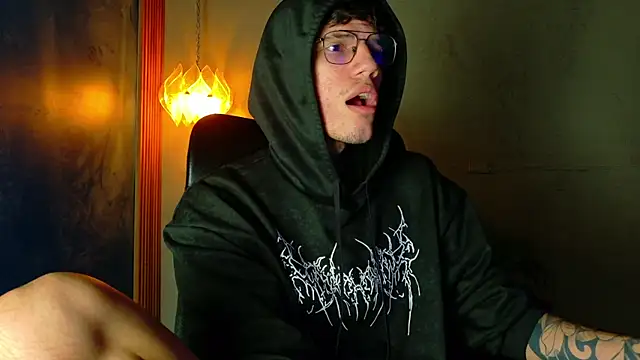 david huge online show from 04/17/26, 07:22