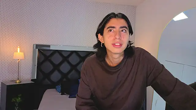 ryo light online show from 10/01/25, 07:42