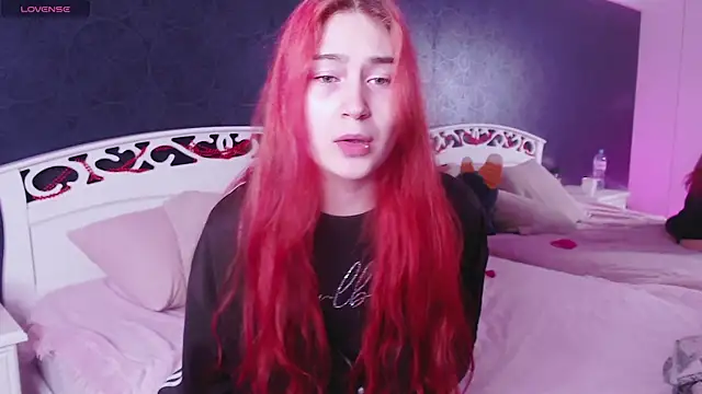 Lili Luuu online show from 01/17/26, 03:06