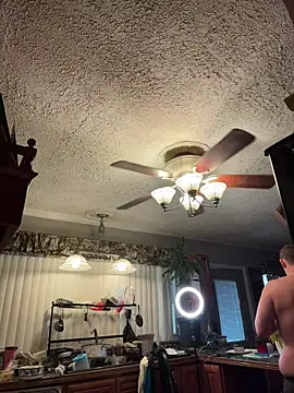 Snapshot of Integrityofsin chatting on 12/15/25, 05:39 Integrityofsin online show from 12/15/25, 05:39